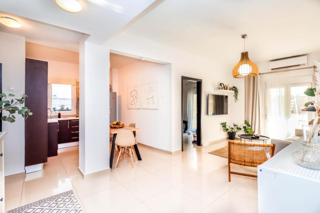 Happy Traveller - Luxury, Free Parking Apartment Thessaloniki Exterior photo
